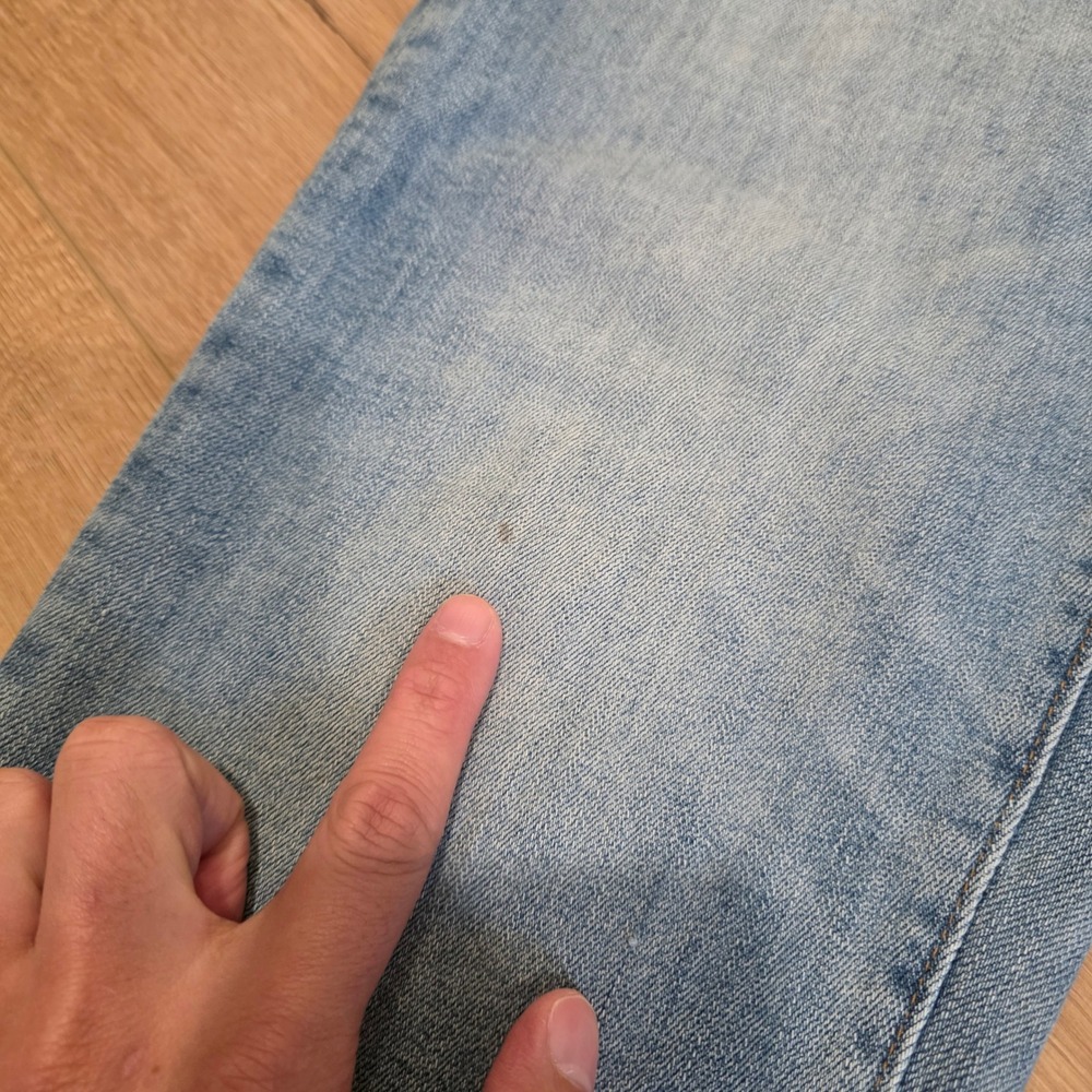 American Eagle Airflex Slim Straight Jeans Mens Fits 30x31 Light Wash Blue Denim - Picture 2 of 11